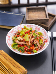 Jiangxi stir-fried lettuce and cured pork	

