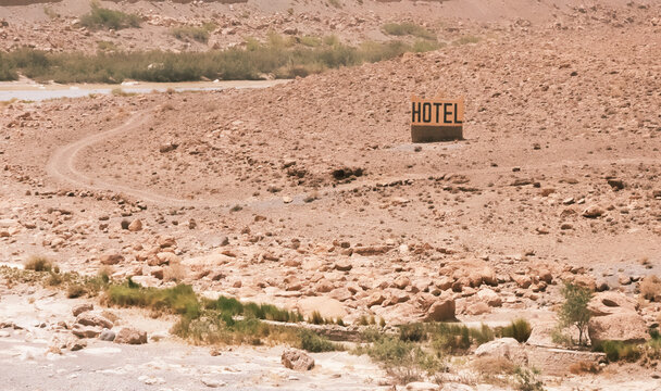 Hotel en el oeste