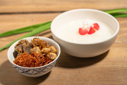 Khao chae is traditional Thai food. &ldquo;Chae&rdquo;means to soak and &ldquo;khao&rdquo;means rice,served with sweet preserved radish, stuffed shallot, pounded fish meat, shrimp past balls and shredded pork or beef.