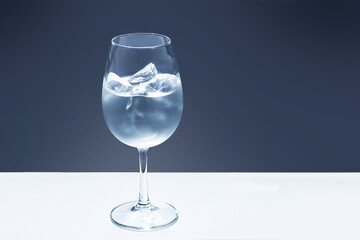 冷たい水