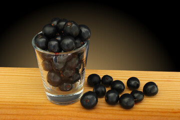 Black Currants in Glass 06