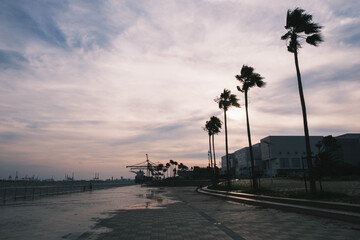 六甲マリンパーク、夕暮れ時の港の風景、神戸、日本