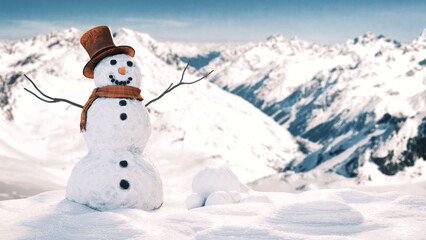 Obraz premium Cheerful snowman in a wintry mountain landscape