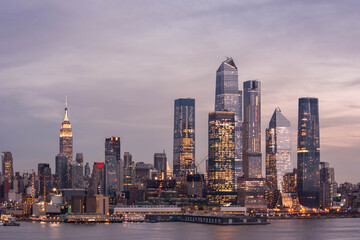 Fototapeta premium NYC skyline at dusk