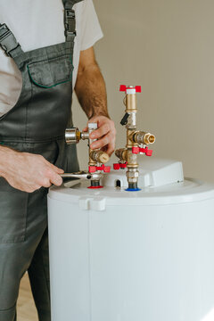 Installation of plumbing connection of water heater