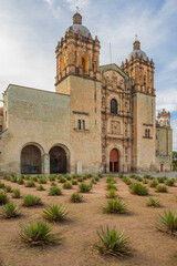 Fototapeta premium Santo Domingo de Guzman Church in Oaxaca - Templo de Santo Domingo de Guzmán en Oaxaca, Mexico 