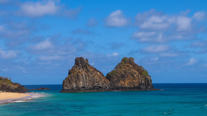 Morro dois irmãos em Fernando de Noronha, PE, Brasil