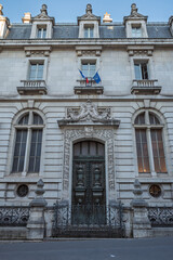 Fototapeta premium Grand entrance of the Université de Paris building with ornate details