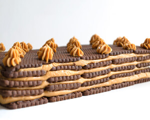 Chocotorta, postre típico argentino con galletas de chocolate y mezcla de queso crema y dulce de leche.