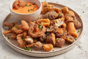 Breaded mushrooms with dip sauce