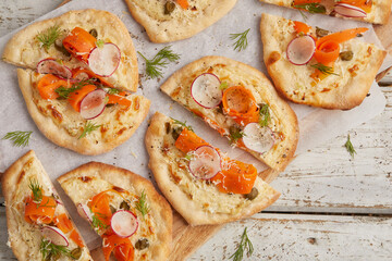 Flammkuchen with carrot salmon