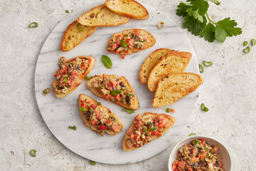 Eggplant tartare with baguette