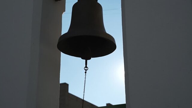 Brainless Bell Ringing 「Ringing Bell」の写真素材 | 286,868件の無料イラスト画像 | Adobe Stock