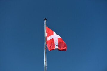 Lac d'Annecy, Menthon Saint-Bernard, drapeau Savoie