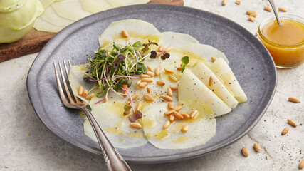 Kohlrabi carpaccio