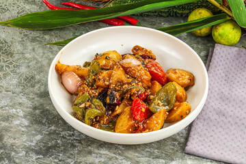 Potato with bell pepper and gravy