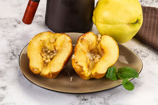 Baked quince with honey and cedar