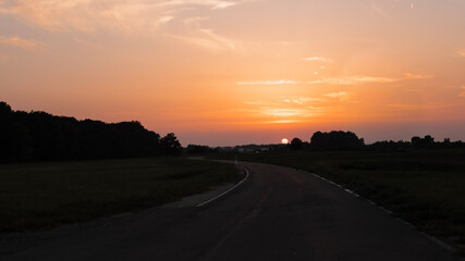 sunset sky, cloudy sky, simple photos of sky, antenna, roof, clouds