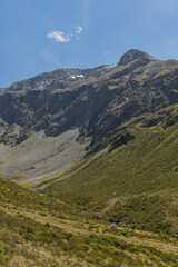 ニュージーランド　アーサーズ・パス国立公園のオティラ・バレー・トラックからの風景