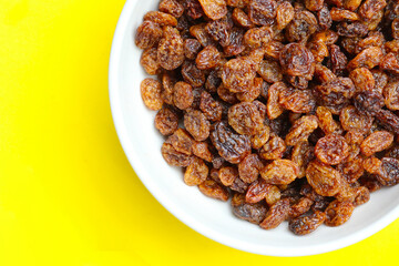 Dried golden raisins, Australian-dried fruits sultanas, sweet and chewy.