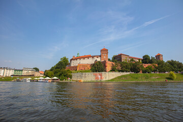 Fototapeta premium Wawel Castle from the Vistula River in Krakow