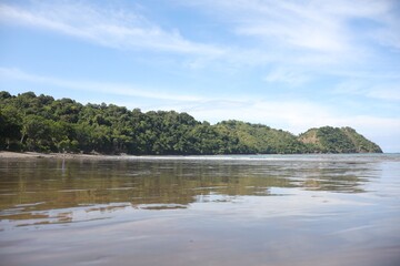 A Perfect Sunny Day in Paradise