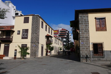 Altstadt am Hafen von Puerto de La Cruz auf Teneriffa