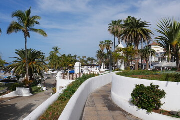 Parkanlage an der Promenade in Puerto de La Cruz auf Teneriffa