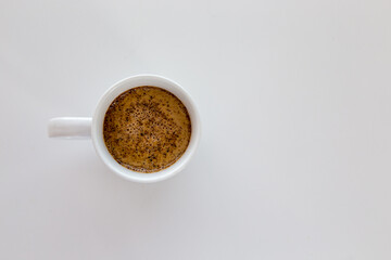 Caffè in tazza bianca