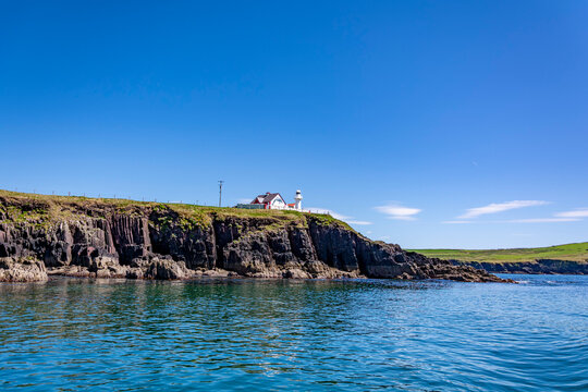 Wild atlantic way, Ring of Kerry, Dingle peninsula ocean view - Ventry Lighthouse