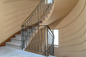 Escalier d'immeuble