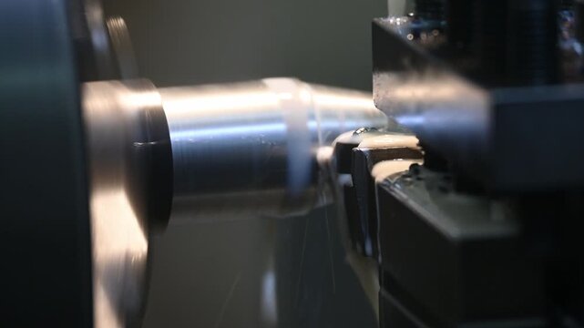 The quality control of turning process by vernier caliper.