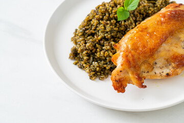 pesto fried rice with grilled chicken