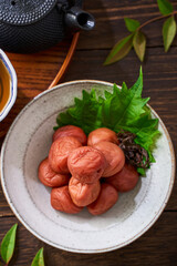 梅干しの小鉢｜和食の定番漬物・保存食