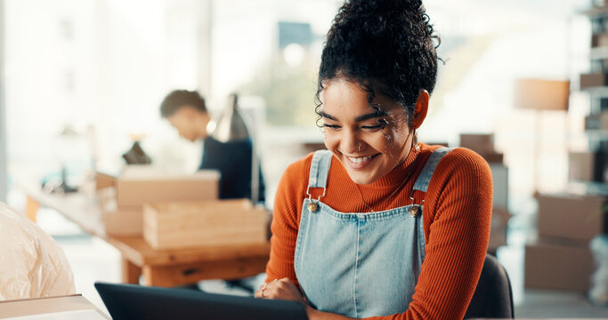 Smile, woman and reading on laptop for distribution checklist, courier update and supply chain. Small business, female person and PC for order confirmation, inventory management and schedule shipping - Powered by Adobe