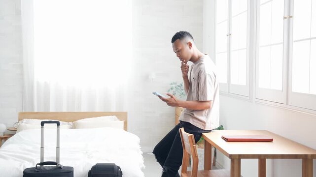 smartphone, smart phone, travel, trip, journey, backpacker, hotel, multinational, app, reservation, social media, word of mouth, accommodation, search, internet, online, web, wi-fi, relax, young, blac