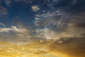 夏の空　夕暮れの時の空と雲118