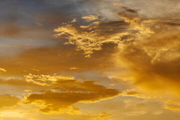 夏の空　夕暮れの時の空と雲132