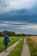Spaziergang am Abend bei Langenloh in der Fr&auml;nkischen Schweiz