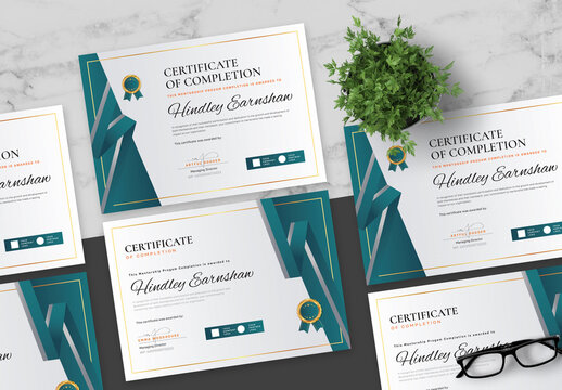 Gradient Green And Black Certificate