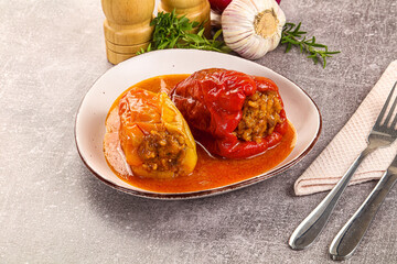 Stuffed bell pepper with meat