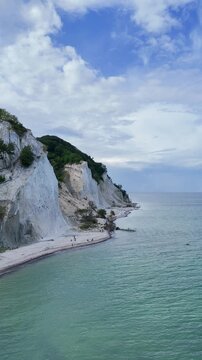 Les falaises de Mons Klint au bord de la mer Baltique au Danemark proche de Copenhague