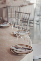 Elegant table setting for a refined celebration reflecting modern sophistication and timeless charm during a sunlit afternoon at a stylish venue
