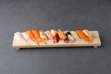 assorted sushi with gray background 회색배경의 모둠초밥