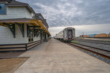 Obraz premium Historic train station and a passenger train in Churchill, Manitoba, Canada