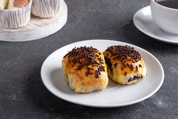 Bolen pisang coklat Indonesian pastry with banana and chocolate
