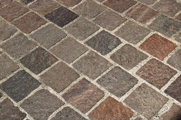 Cour, allée en pavés quartzite nuancé