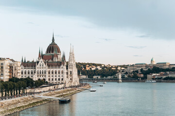 Obraz premium Postcard view of the Parliament in Budapest