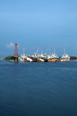 Fototapeta premium Harbor of Abandoned Dreams