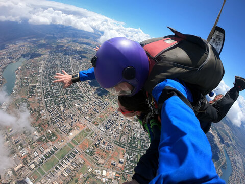 Tandem jump in the skies of Brasilia, capital of Brazil.